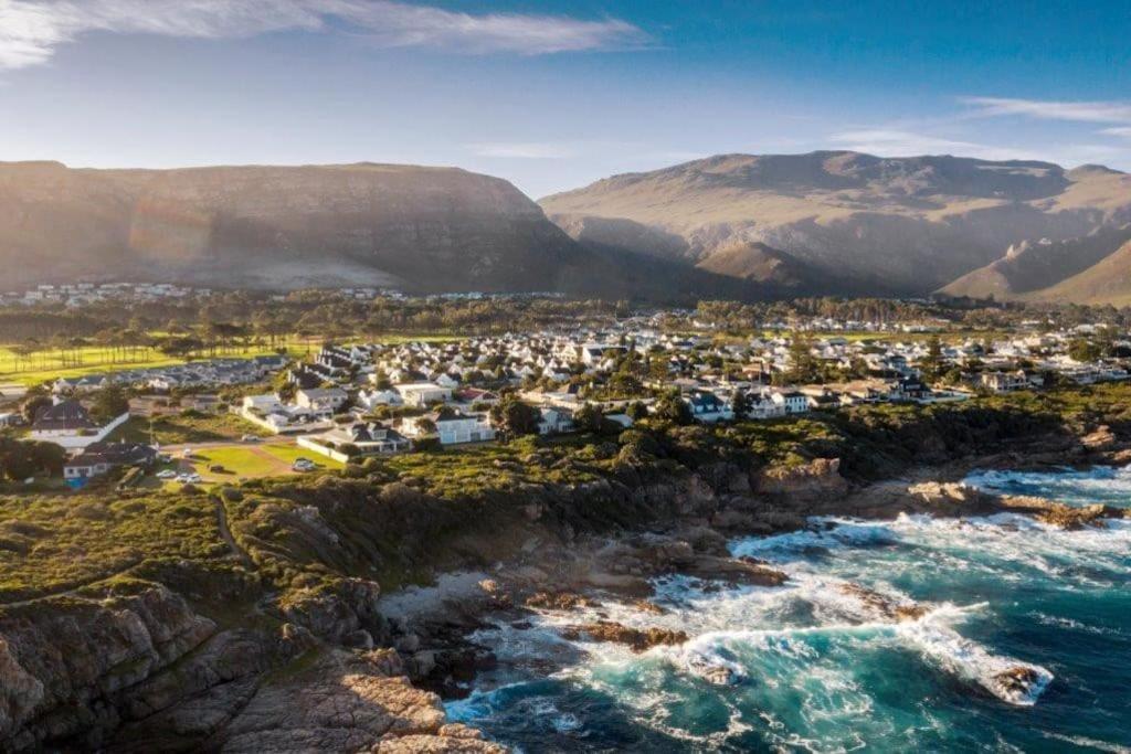 Wild Waters At Kraal Rock On The Cliffs In Hermanus Villa Kültér fotó