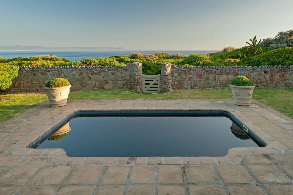 Wild Waters At Kraal Rock On The Cliffs In Hermanus Villa Kültér fotó